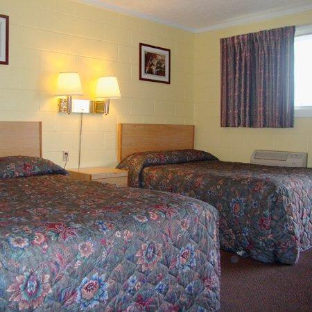 Economy Inn Crossville Room photo